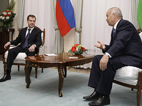 Uzbekistan ready to lay new pipelines to ensure transit 