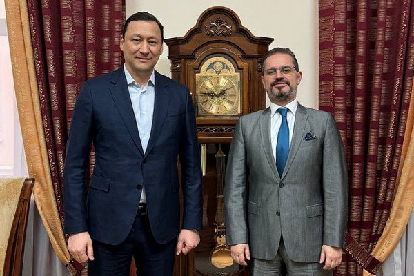 Uzbekistan Temir Yollari, EBRD discuss future joint projects