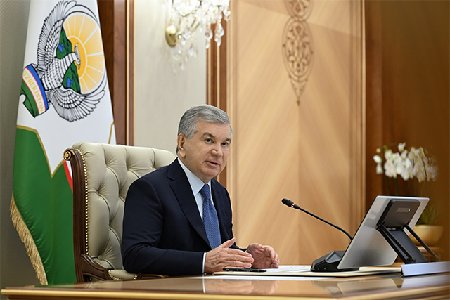 Mirziyoyev Reviews Land Reform, Digitalization Plans