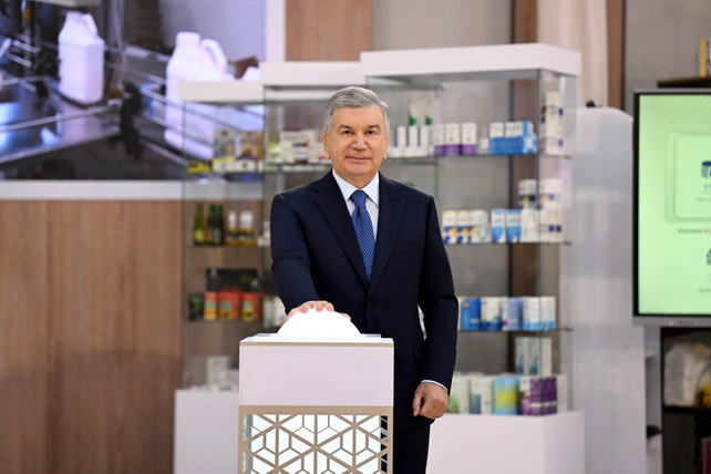 Uzbek President Launches Major Projects in Samarkand Region