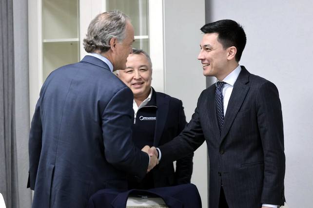 Узбекистан обсудил с Oppenheimer перспективы выхода узбекских компаний на международные финансовые рынки