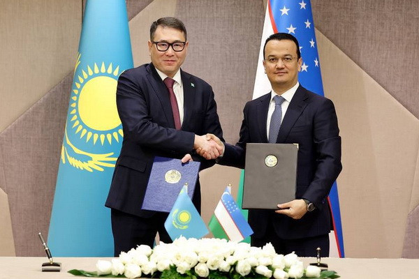 Uzbekistan and Kazakhstan sign an agreement on regulating the activities of the International Center for Industrial Cooperation “Central Asia”