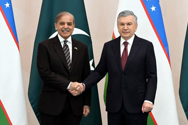 Solemn ceremony held to welcome Pakistan’s Prime Minister