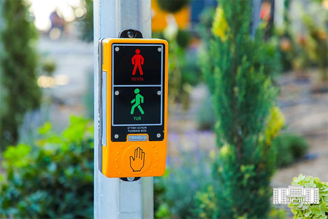 Tashkent Authorities Promise to Resolve Temporary Inconveniences from Pedestrian Traffic Light on Rustaveli Street
