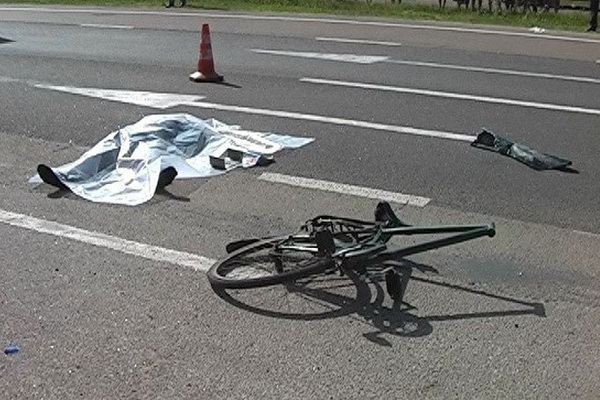 В Сурхандарьинской области в результате ДТП скончался велосипедист