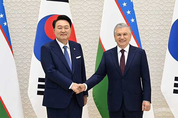 Uzbekistan to purchase Hyundai Rotem electric trains for US$195.7 million.