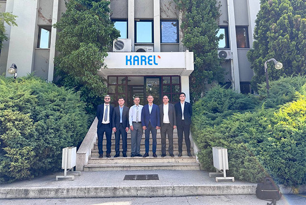 A presentation of the Daiichi Electronic project for the production of audio-radio devices for cars in Uzbekistan takes place