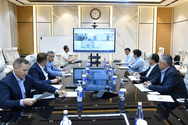 Uzbekneftegaz and Air Products review GTL Plant test results and explore strategic partnership