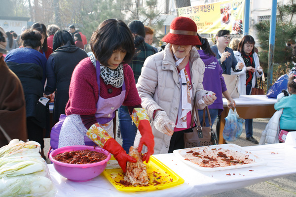 Festival of South Korean kimchi takes place in Tashkent